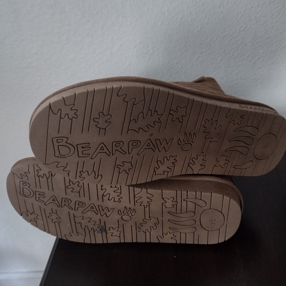 BEARPAW LEIGH ANNE HICKORY ll QUILTED SUEDE BOOT - Picture 3 of 8